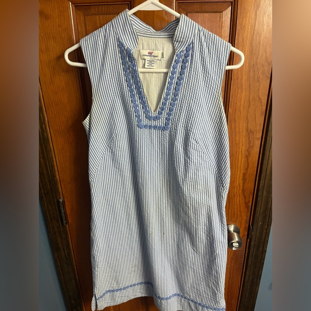 Vineyard Vines size 2 seersucker blue dress
